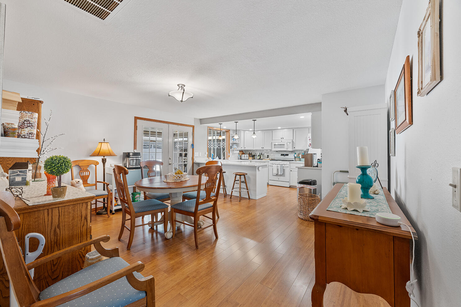 296 Brandon Street Central Point, OR 97502 - Photo 12 of 30 DSC_7739