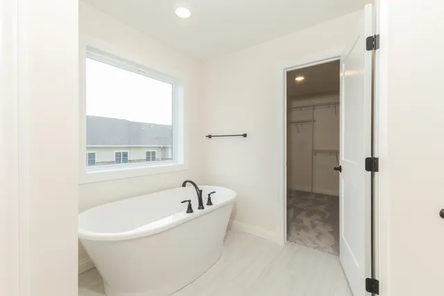 $639,000 | 1313 Woodbine Road, Bloomington, IL 61704