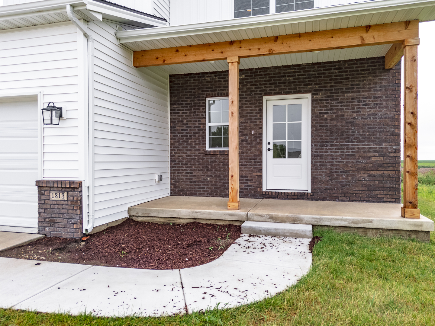 1313 Woodbine Road Bloomington, IL 61704 - Photo 3 of 67