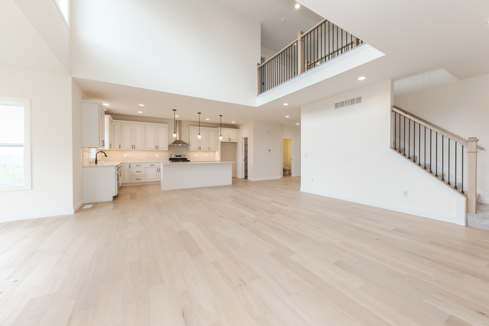 1313 Woodbine Road Bloomington, IL 61704 - Photo 34 of 67 a view of large kitchen with windows
