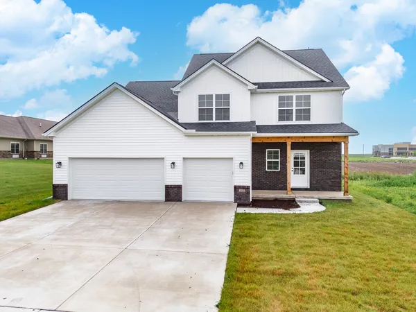 $649,000 | 1313 Woodbine Road, Bloomington, IL 61704