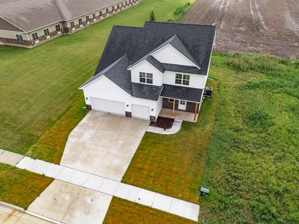 $649,000 | 1313 Woodbine Road, Bloomington, IL 61704