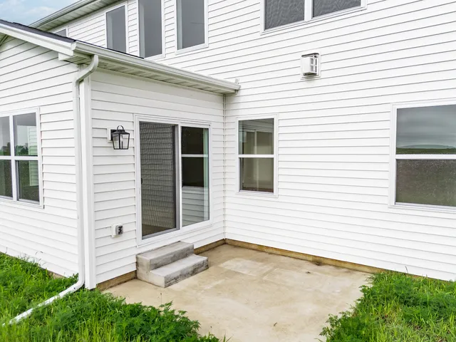 $639,000 | 1313 Woodbine Road, Bloomington, IL 61704