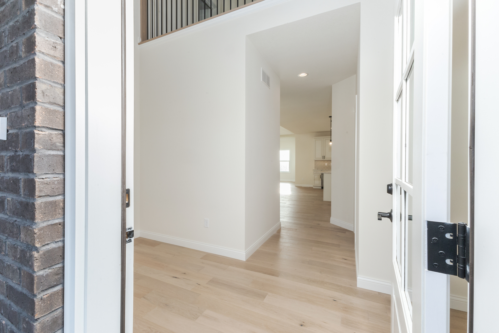 1313 Woodbine Road Bloomington, IL 61704 - Photo 7 of 67