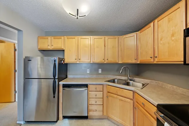 $1,795 | 3624 East 38th Street, Unit D, Minneapolis, MN 55406
