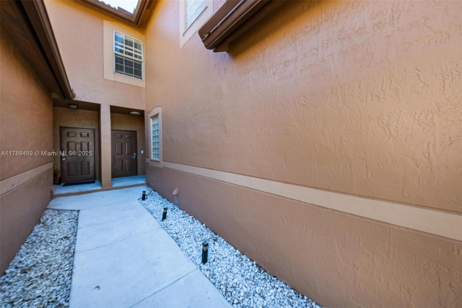 1524 Coronado Road, Unit 535 Fort Lauderdale, FL 33327 - Photo 4 of 54