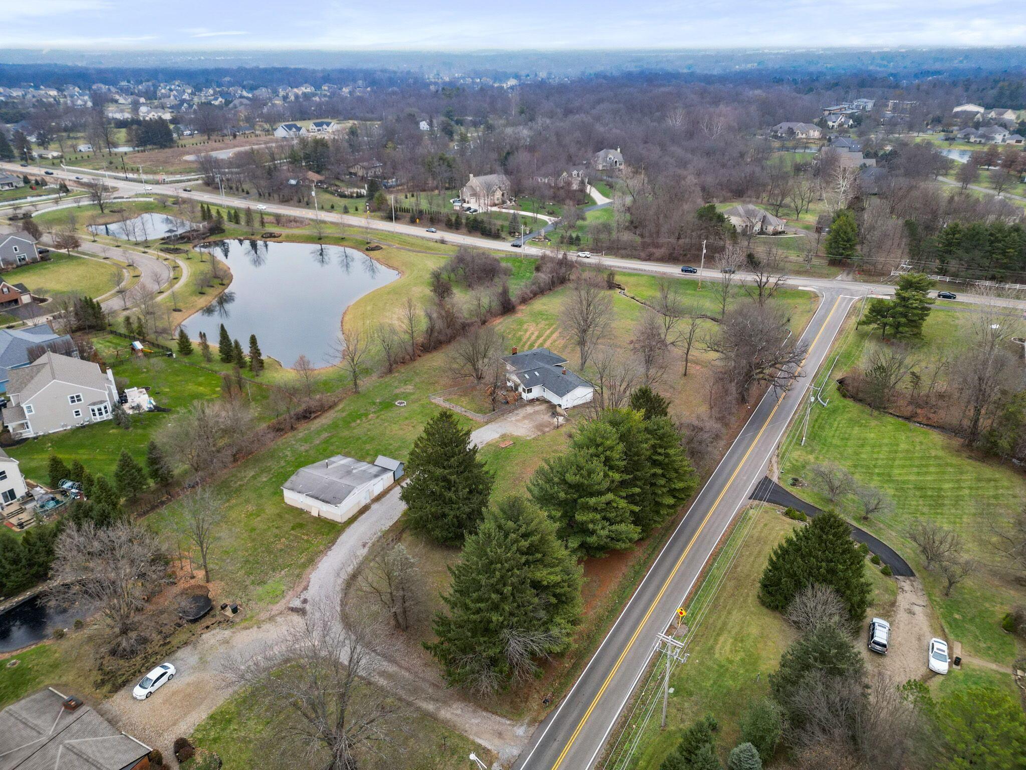 2840 Rutherford Road Powell, OH 43065 - Photo 3 of 47 1-web-or-mls-DJI_0001