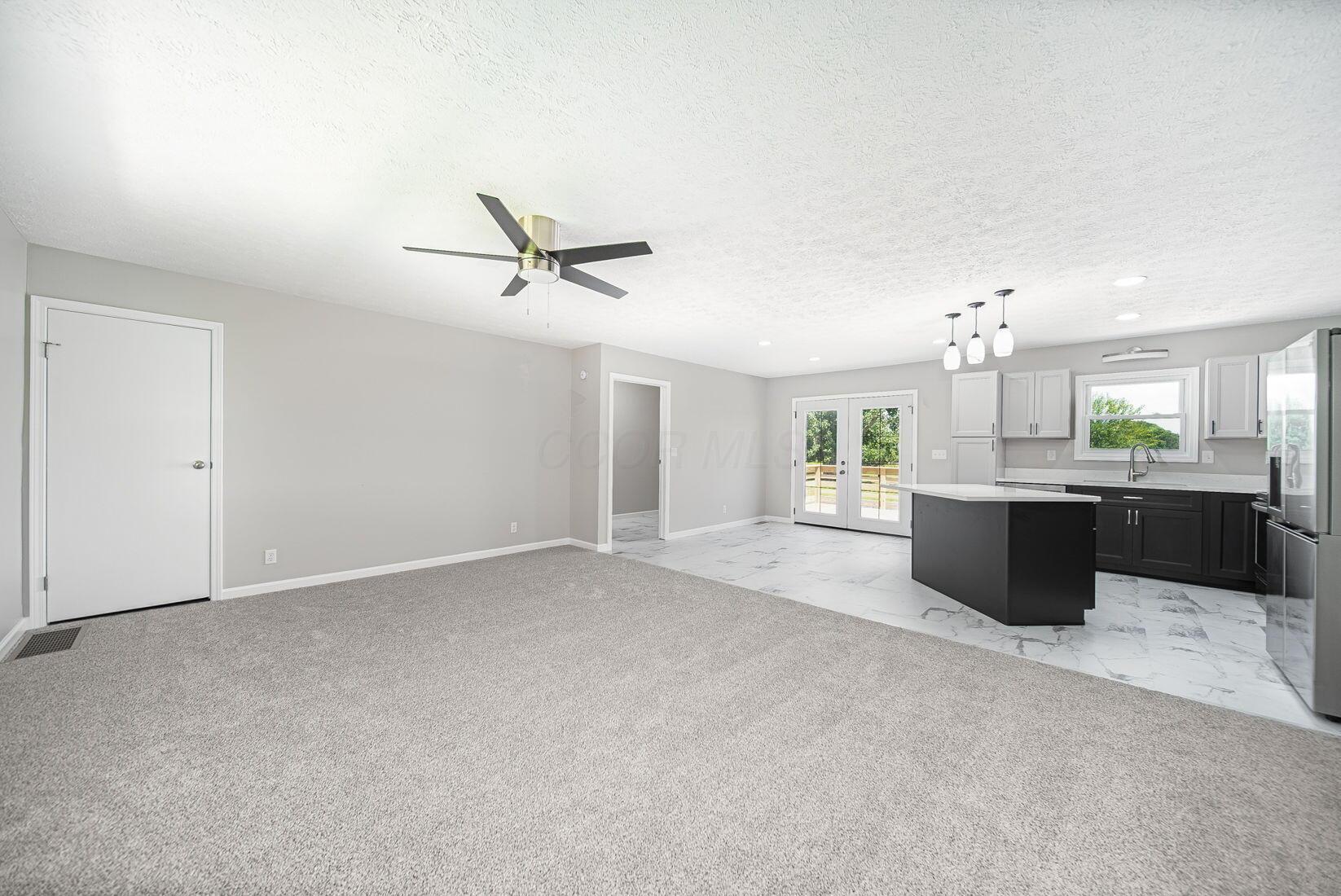 2830 Hardin-Marion Road La Rue, OH 43332 - Photo 8 of 50 Living room