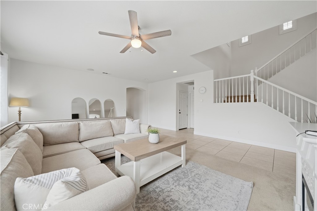 45055 Rutherford Street Temecula, CA 92592 - Photo 7 of 57