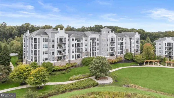$550,000 | 3000 Stone Cliff Drive, Unit 102, Baltimore, MD 21209