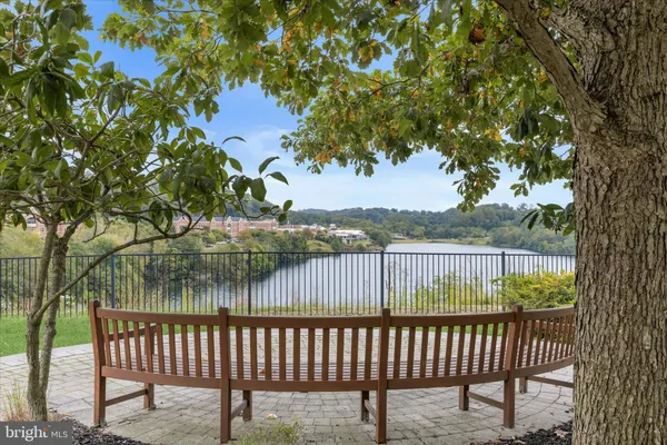 $550,000 | 3000 Stone Cliff Drive, Unit 102, Baltimore, MD 21209