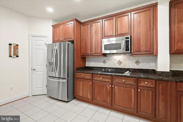 $550,000 | 3000 Stone Cliff Drive, Unit 102, Baltimore, MD 21209
