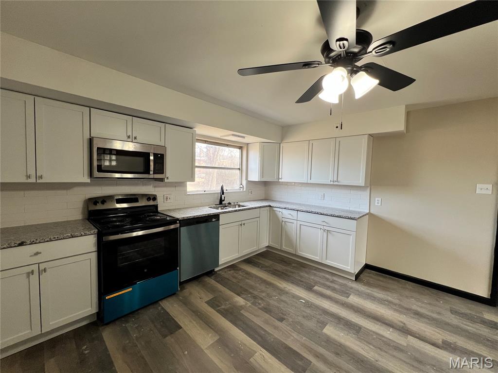 5150 Wallingford Drive St. Louis, MO 63121 - Photo 4 of 16