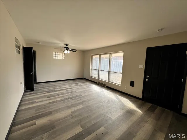 $154,900 | 5150 Wallingford Drive, St. Louis, MO 63121