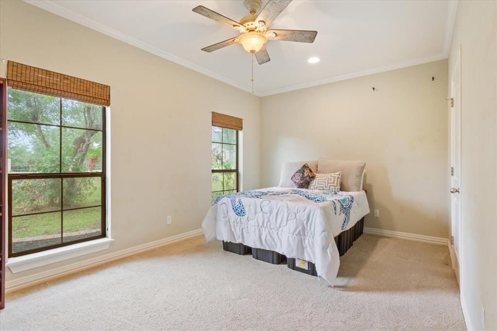 1125 Whispering Oaks China Spring, TX 76633 - Photo 19 of 36
