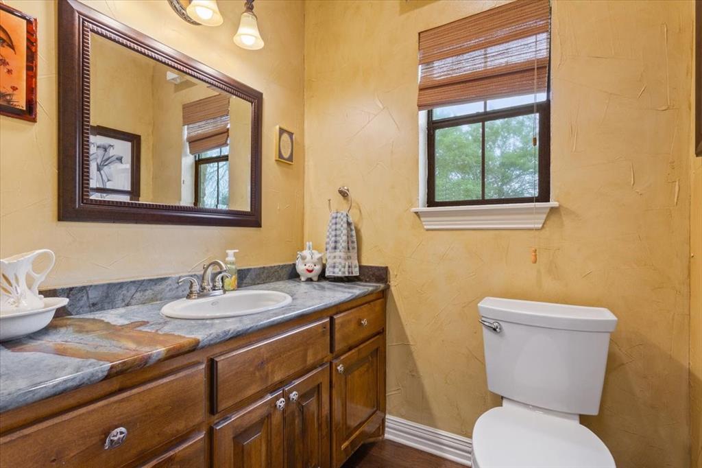 1125 Whispering Oaks China Spring, TX 76633 - Photo 25 of 36