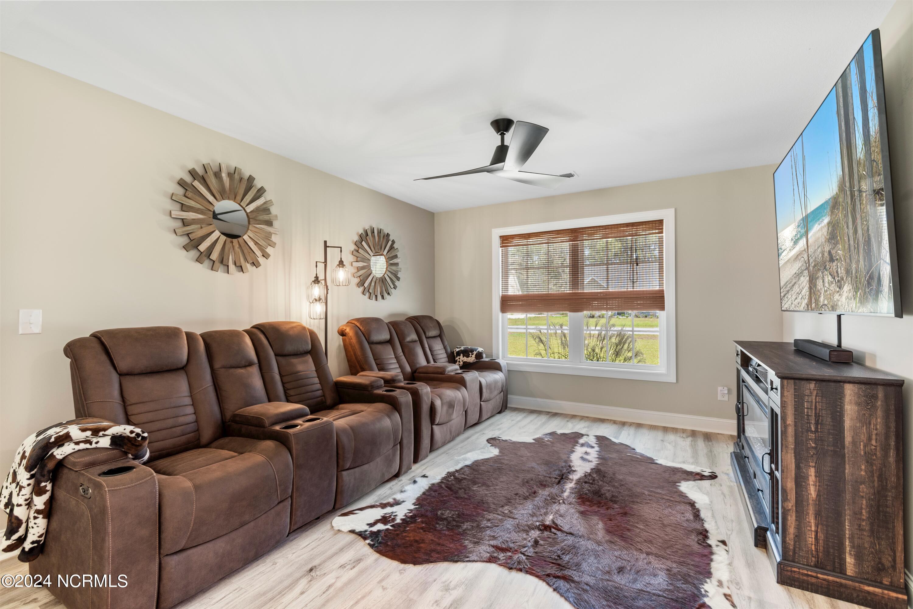 185 Boundary Loop Road Northwest Calabash, NC 28467 - Photo 18 of 56 Dining area