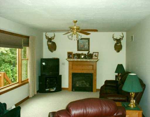 409 Deer Run Road Slippery Rock, PA 16057 - Photo 2 of 8 Den/Family/Great Room.