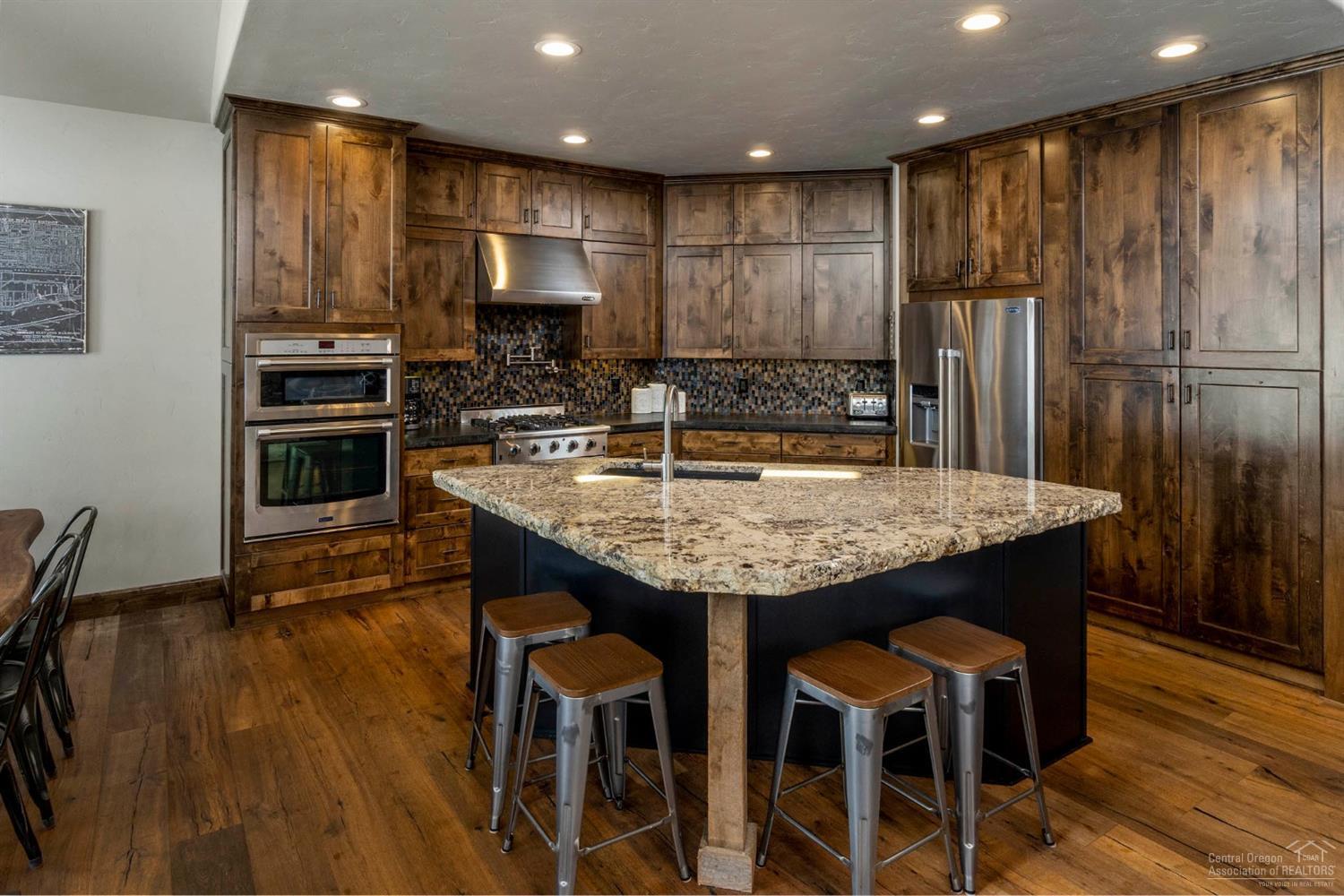 56772 Dancing Rock Loop Bend, OR 97707 - Photo 5 of 18 Additional Photo