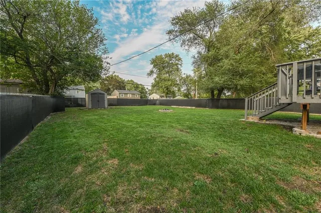 $199,900 | 18108 Shoshone Drive, Independence, MO 64058