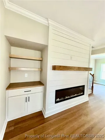 a view of a room with an empty space