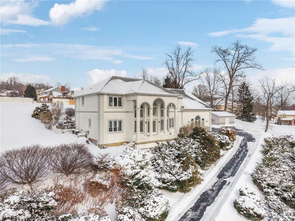 236 Lakewood Road Greensburg, PA 15601 - Photo 2 of 50