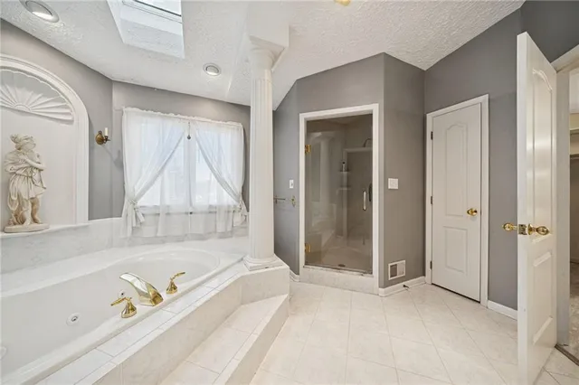 $875,000 | 236 Lakewood Road, Greensburg, PA 15601