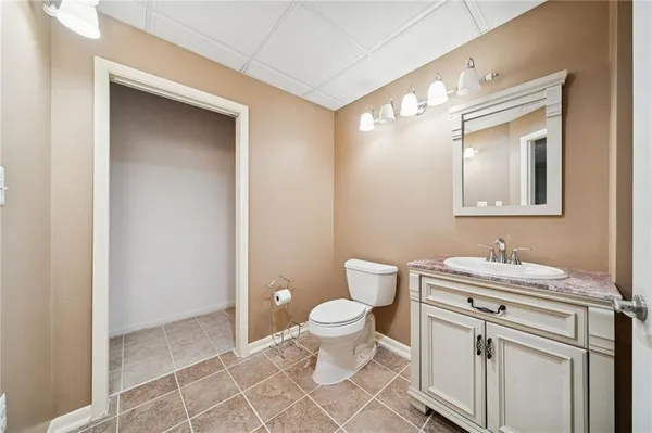 a view of multiple house with a yard