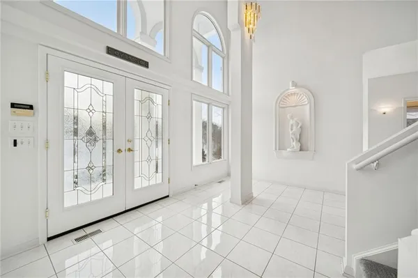 a view of an entrance door of the house