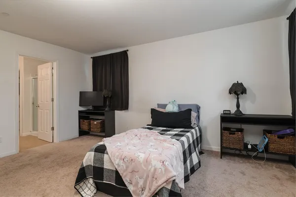 $459,000 | 1945 East Gum Avenue, Reedley, CA 93654
