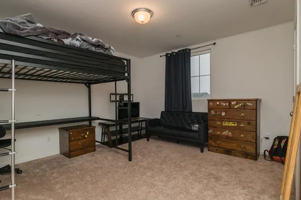 $459,000 | 1945 East Gum Avenue, Reedley, CA 93654