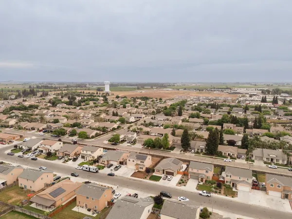 $459,000 | 1945 East Gum Avenue, Reedley, CA 93654