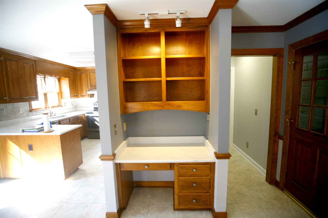 5609 Millrace Trail Raleigh, NC 27606 - Photo 10 of 28 Desk