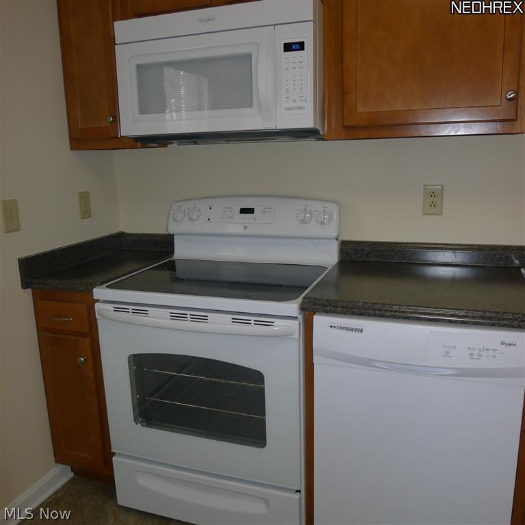 994 Hampton Ridge Drive Akron, OH 44313 - Photo 7 of 24 Gallery Image 7