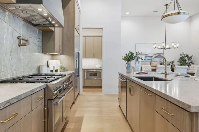 $2,199,000 | 3106 Greenlawn Parkway, Austin, TX 78757