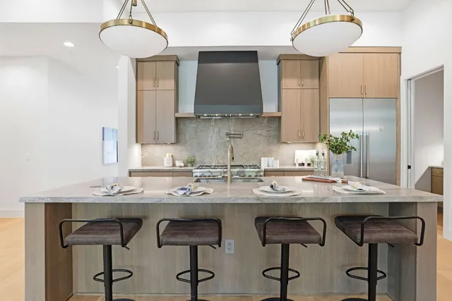 $2,199,000 | 3106 Greenlawn Parkway, Austin, TX 78757