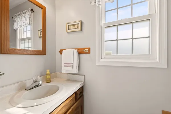 $199,900 | 35 Sleepy Hollow, Chili, NY 14624