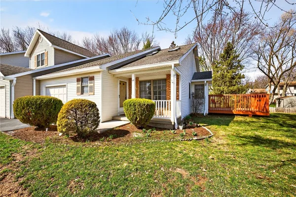 $199,900 | 35 Sleepy Hollow, Chili, NY 14624