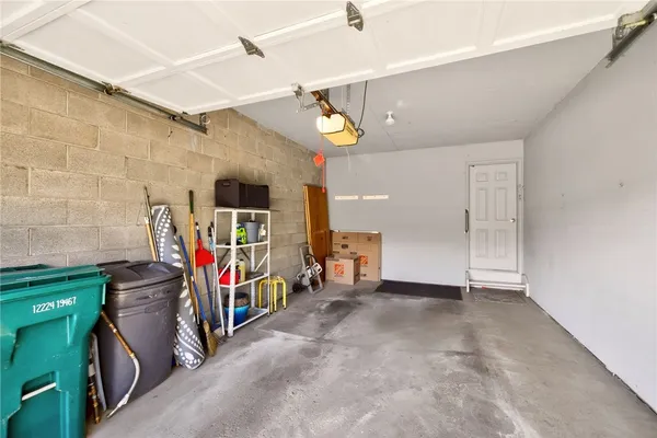 $199,900 | 35 Sleepy Hollow, Chili, NY 14624