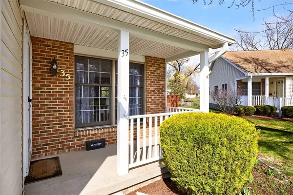 $199,900 | 35 Sleepy Hollow, Chili, NY 14624