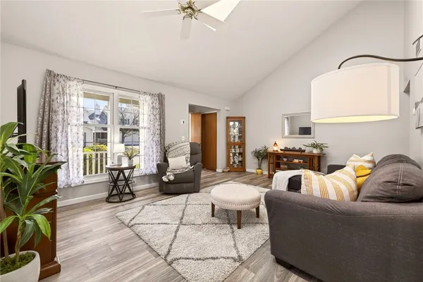 $199,900 | 35 Sleepy Hollow, Chili, NY 14624