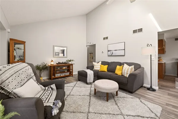 $199,900 | 35 Sleepy Hollow, Chili, NY 14624