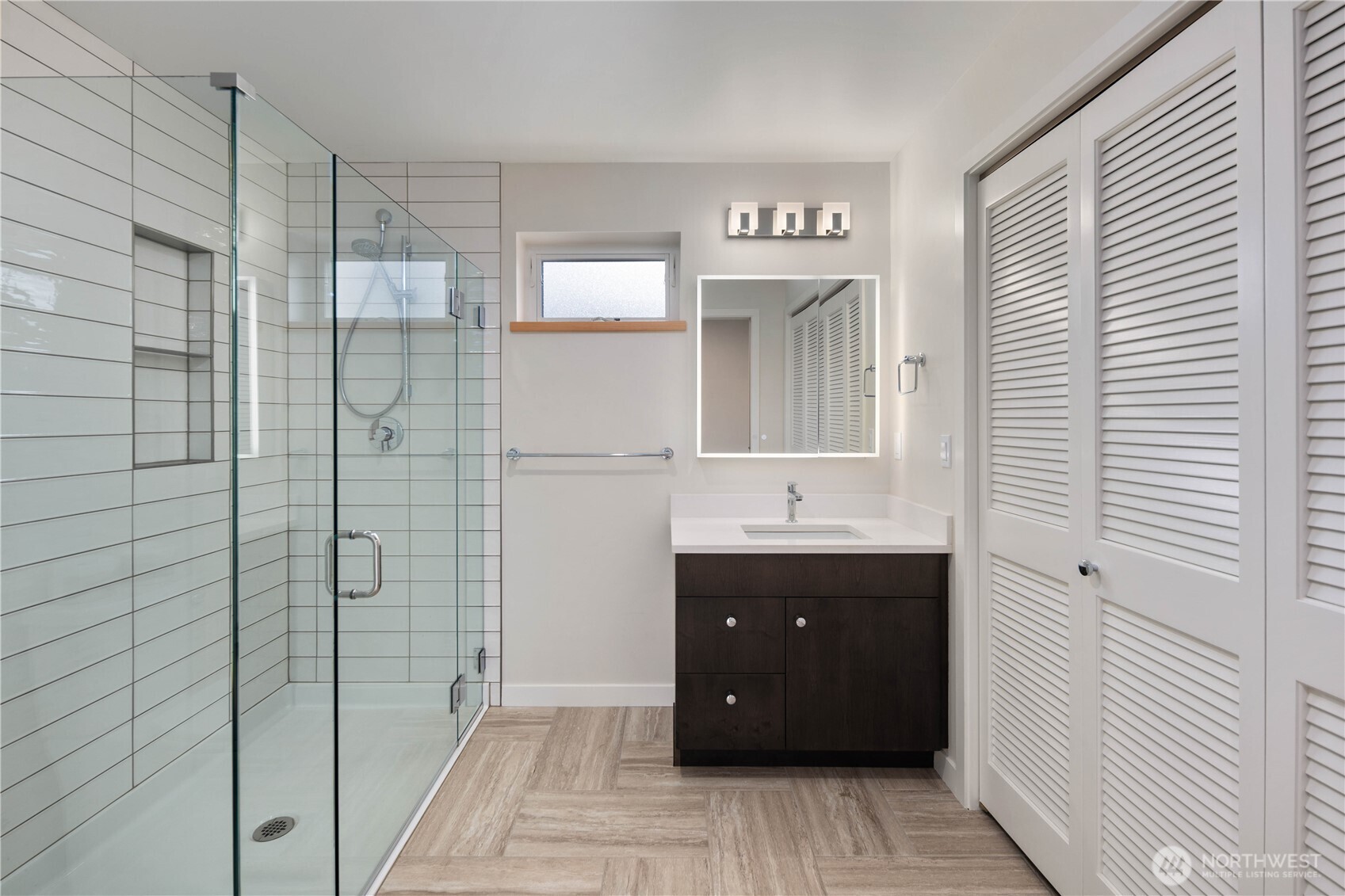 8623 30th Avenue Southwest Seattle, WA 98126 - Photo 6 of 24