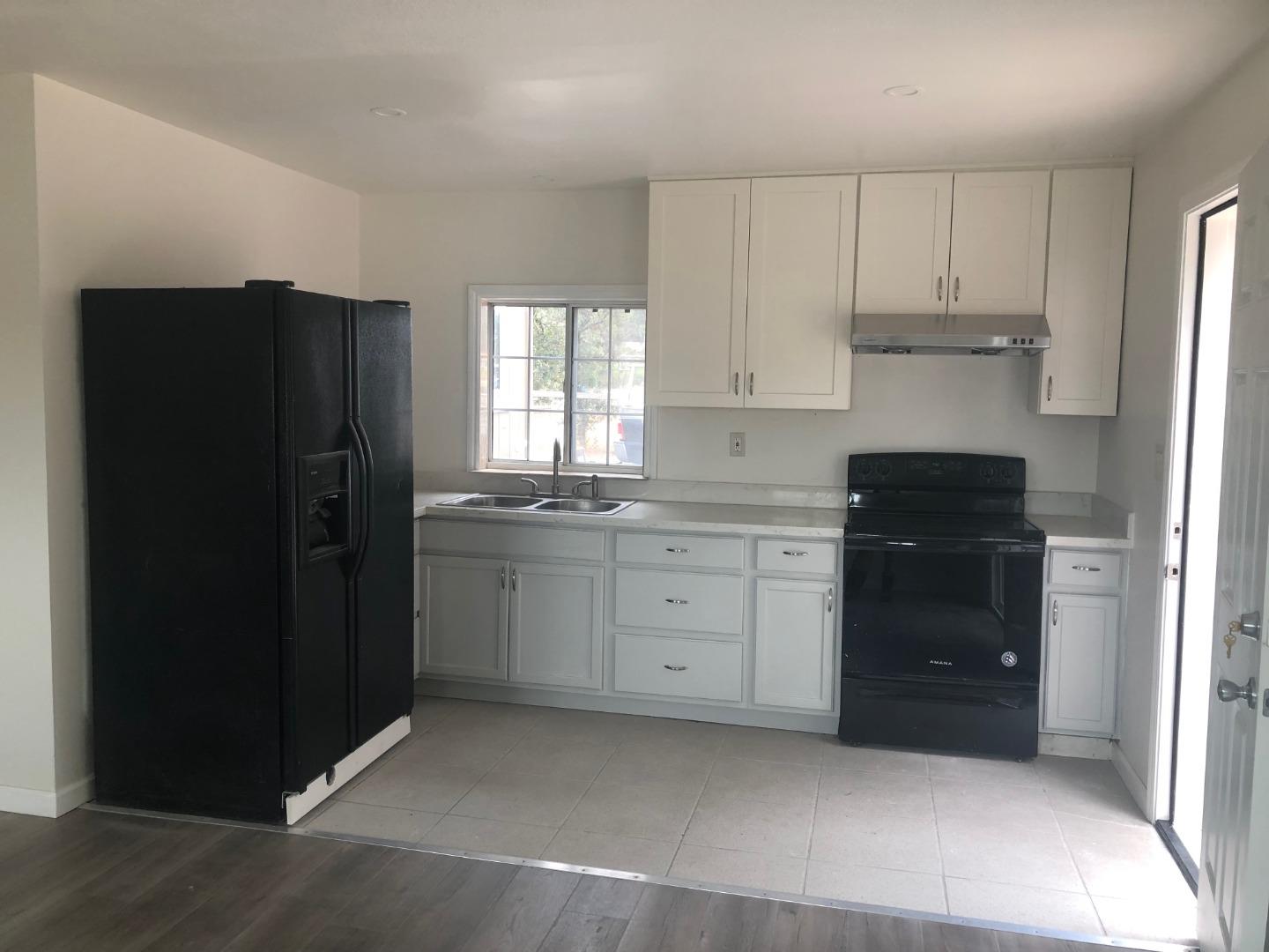 672 Irwin Lane Santa Rosa, CA 95401 - Photo 10 of 13 Gallery Image 10