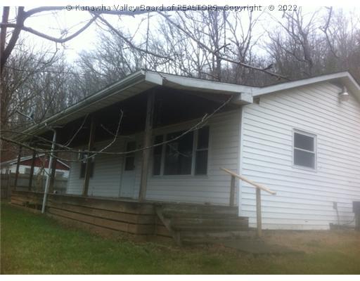 0 Rr 21 Kenna, WV 25248 - Photo 1 of 10 Exterior Front.