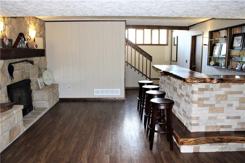 142 Wolfe Run Road Cranberry Township, PA 16066 - Photo 11 of 25 Gallery Image 11