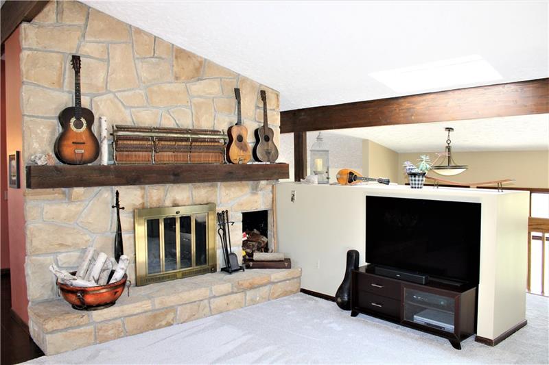 142 Wolfe Run Road Cranberry Township, PA 16066 - Photo 8 of 25 Gallery Image 8