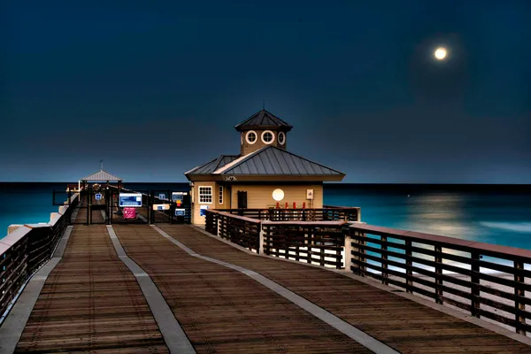 $6,000 | 293 Old Meadow Way, Palm Beach Gardens, FL 33418