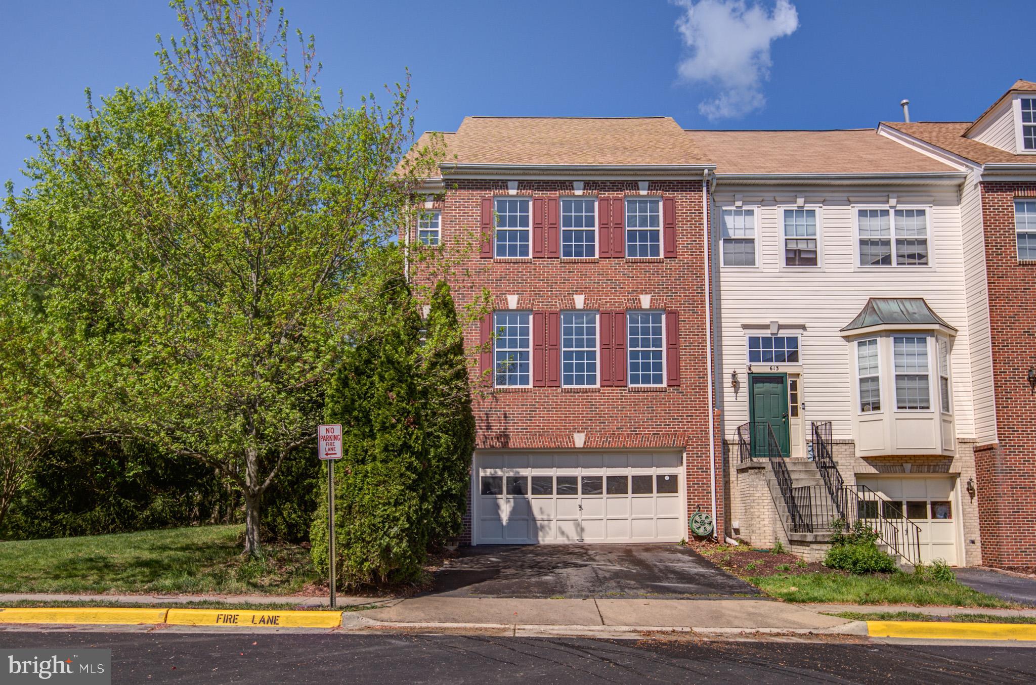 615 Springhouse Square Southeast Leesburg, VA 20175 - Photo 1 of 36 Gallery Image 1