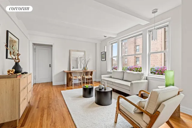 $949,000 | 45 5th Avenue, Unit 16C | Greenwich Village